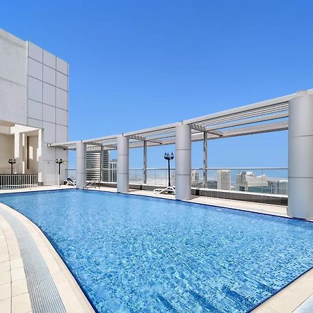 Bnbmehomes - Spacious Studio In Downtown Near Burj Khalifa - 1703 Dubai Bagian luar foto
