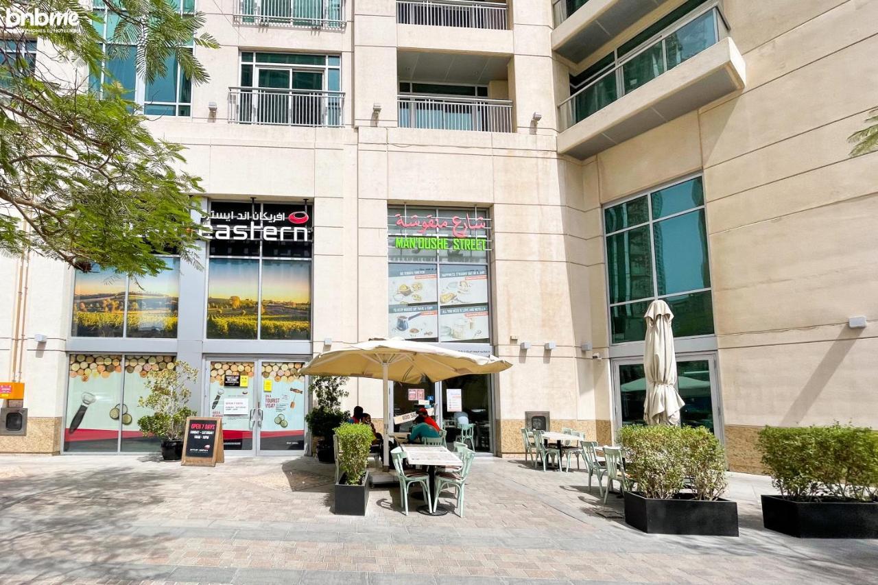 Bnbmehomes - Spacious Studio In Downtown Near Burj Khalifa - 1703 Dubai Bagian luar foto